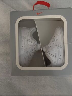 Nike White Infant/Toddler Sneakers